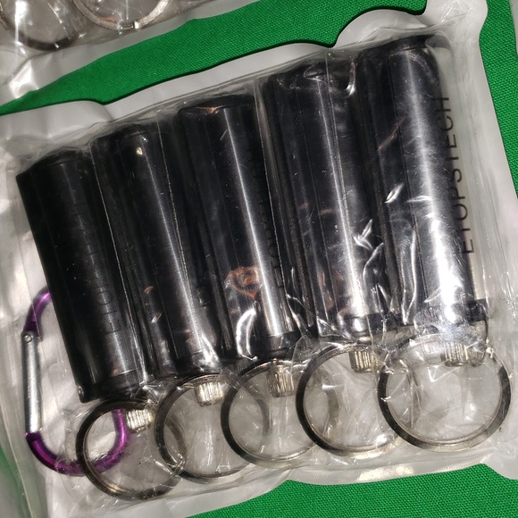 Etopstech 5 pcs Permanent Match Flint Keychain Fire Starter Waterproof Emergency - Picture 1 of 4